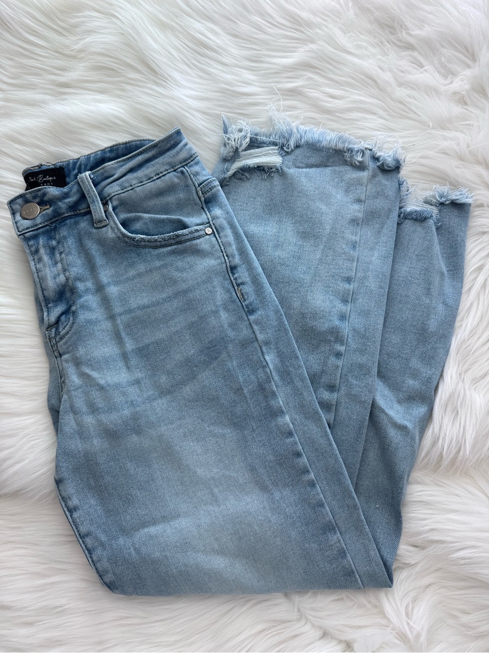 Wild Oak Boutique Risen Light Blue Frayed Hem Women's Jeans